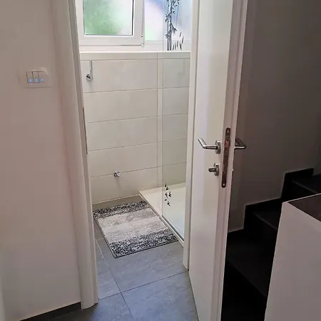 Apartament Bruno Mit Blick Auf Wasser By Interhome