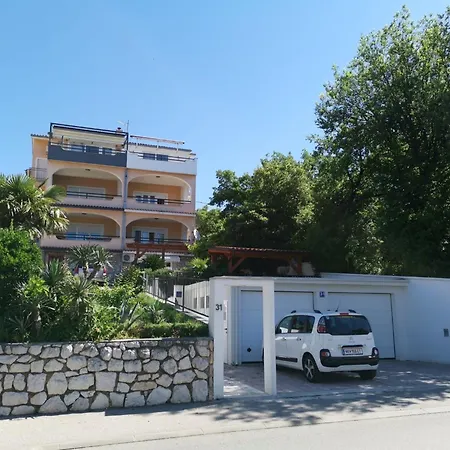 Apartament Bruno Mit Blick Auf Wasser By Interhome