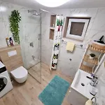 شقة Bruno Mit Blick Auf Wasser By Interhome