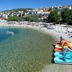 Bruno Mit Blick Auf Wasser By Interhome شقة *