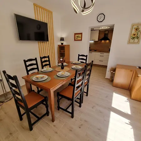 شقة Bruno Mit Blick Auf Wasser By Interhome