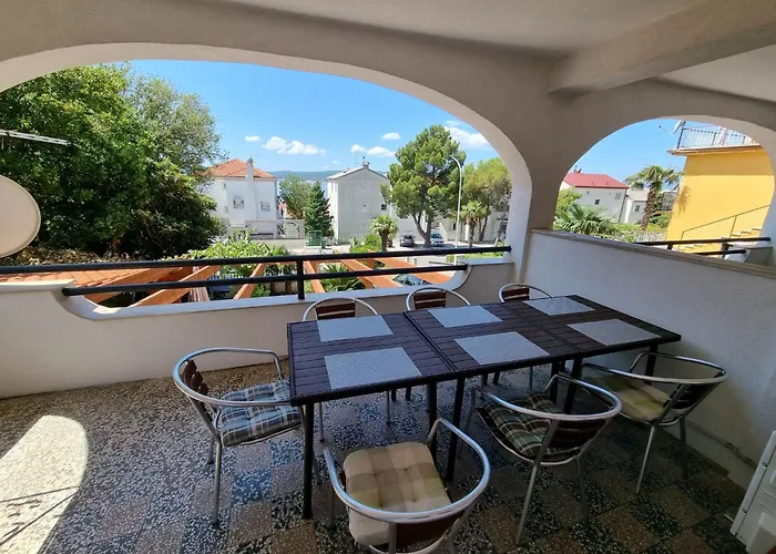 Apartment Bruno Mit Blick Auf Wasser By Interhome